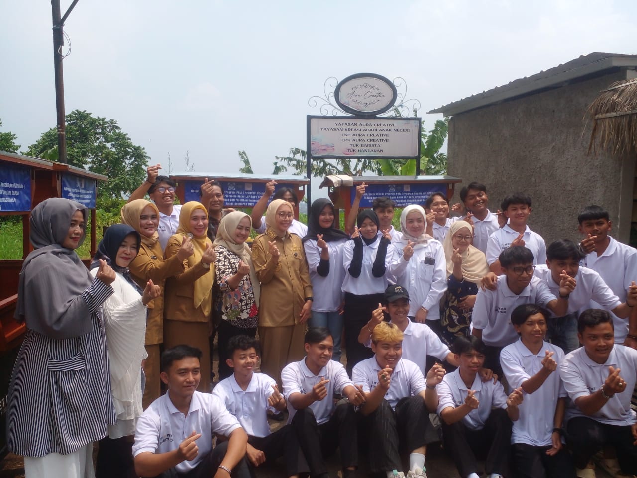 Wakil Bupati Garut Putri Karlina Apresiasi Pada LPK Aura Creative 